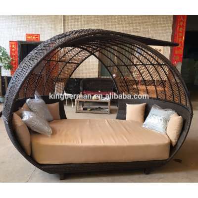 Top Popular Wicker Rattan Day beds Big Chaise Lounge Outdoor Plastic Rattan Beach Lounge Chair